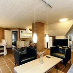 5 Star Holiday Home In Vaeggerlose