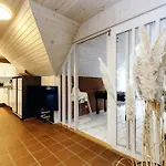 5 Star Holiday Home In Vaeggerlose * Bøtø By