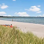 5 Star Holiday Home In Vaeggerlose Bøtø By
