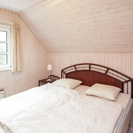 12 Person In V Ggerl Se * Bøtø By
